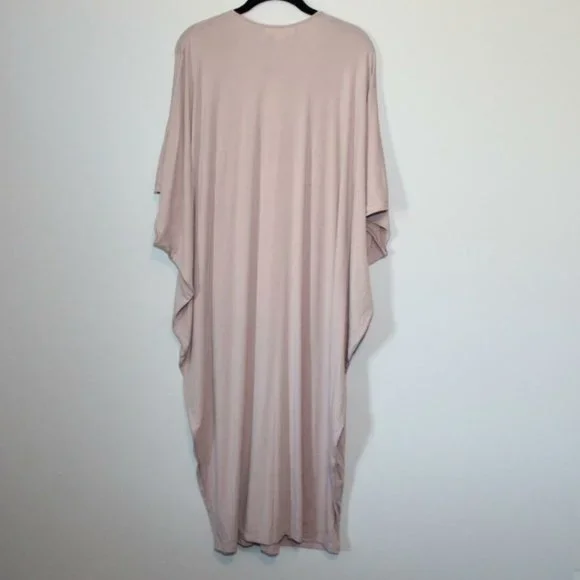 NWT Barefoot Dreams LUXE Milk Jersey Caftan Faded Rose Women's OS Plus H12720 - Picture 8 of 12